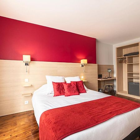 Hotel Helios - Golf Salies-de-Béarn Eksteriør bilde