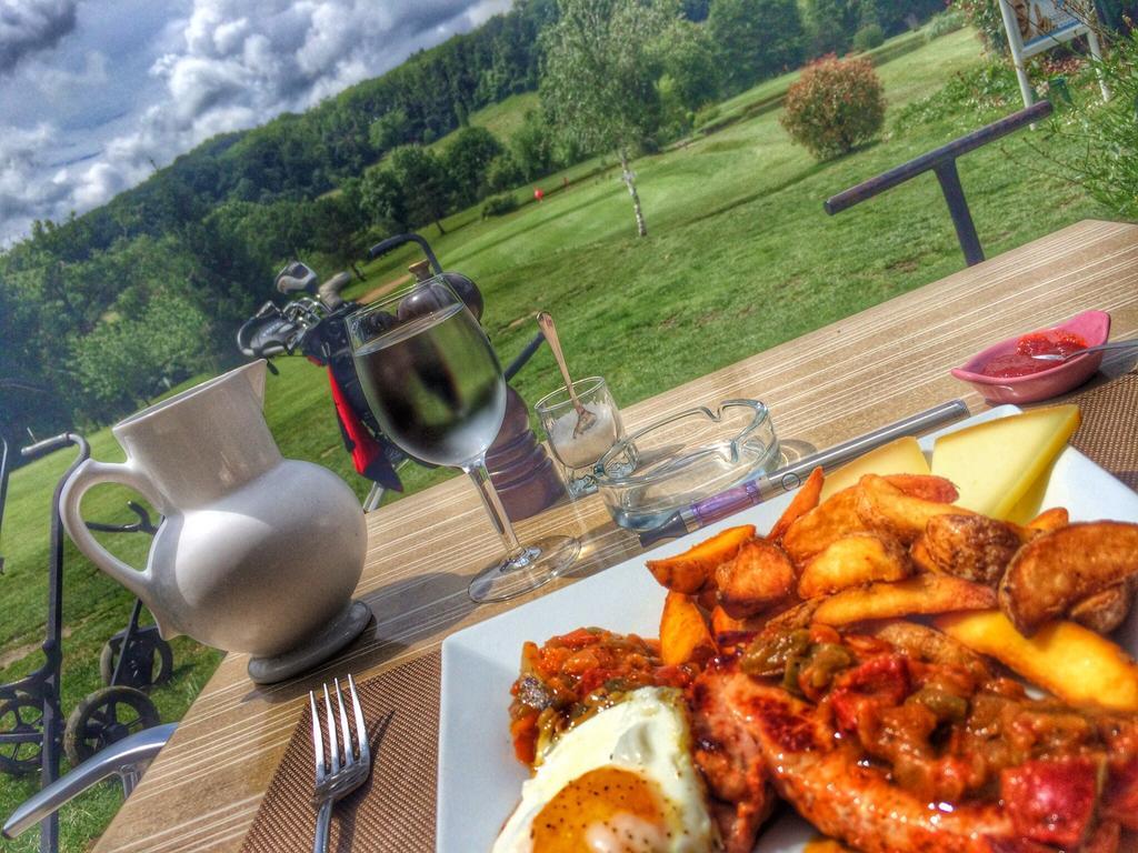 Hotel Helios - Golf Salies-de-Béarn Rom bilde