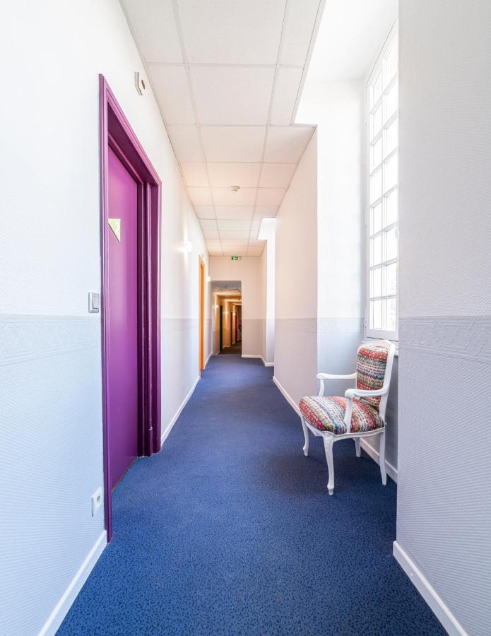 Hotel Helios - Golf Salies-de-Béarn Eksteriør bilde