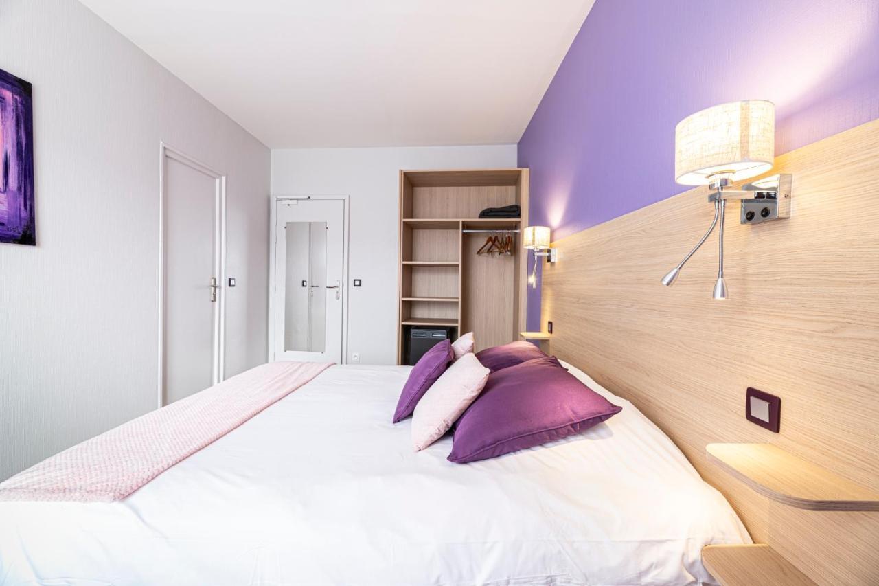 Hotel Helios - Golf Salies-de-Béarn Eksteriør bilde
